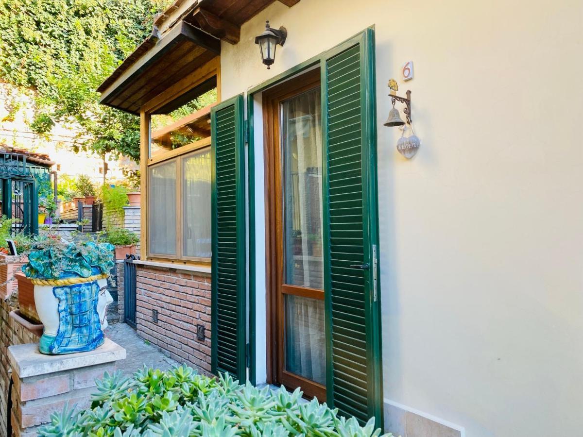 Borgo Monteverde In * Roma